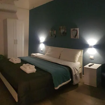 招待所 Dietro Il Massimo 巴勒莫