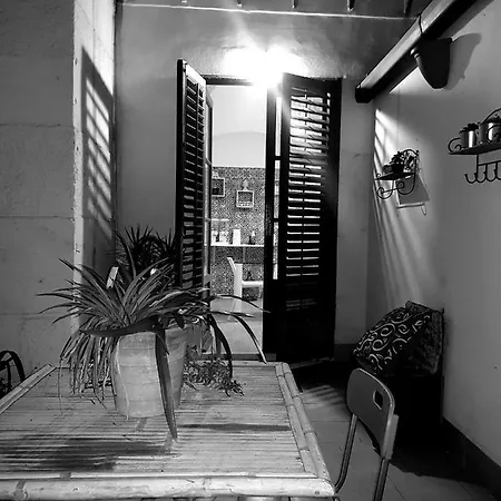 Dietro Il Massimo 3* 巴勒莫